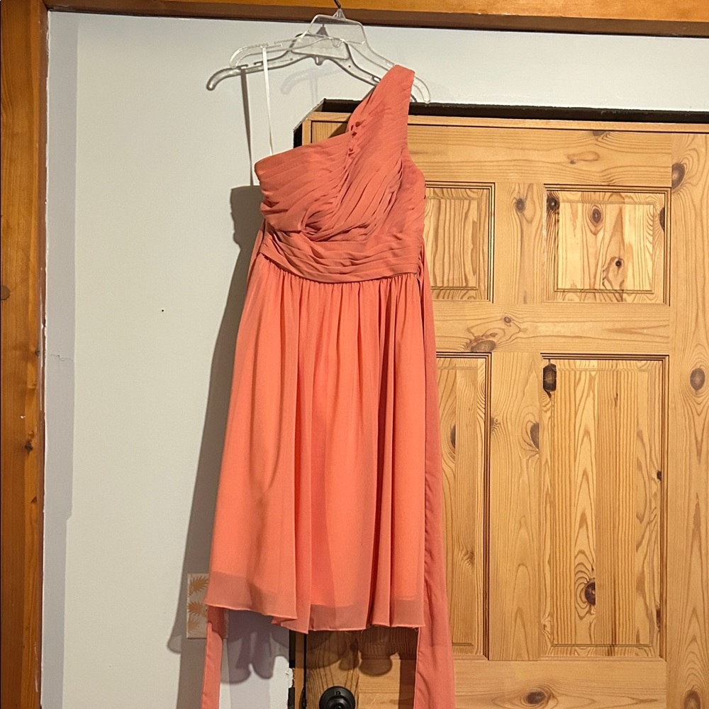 Elegant Coral One-Shoulder Midi Dress